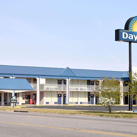 Days Inn By Wyndham Donalsonville Exteriör bild