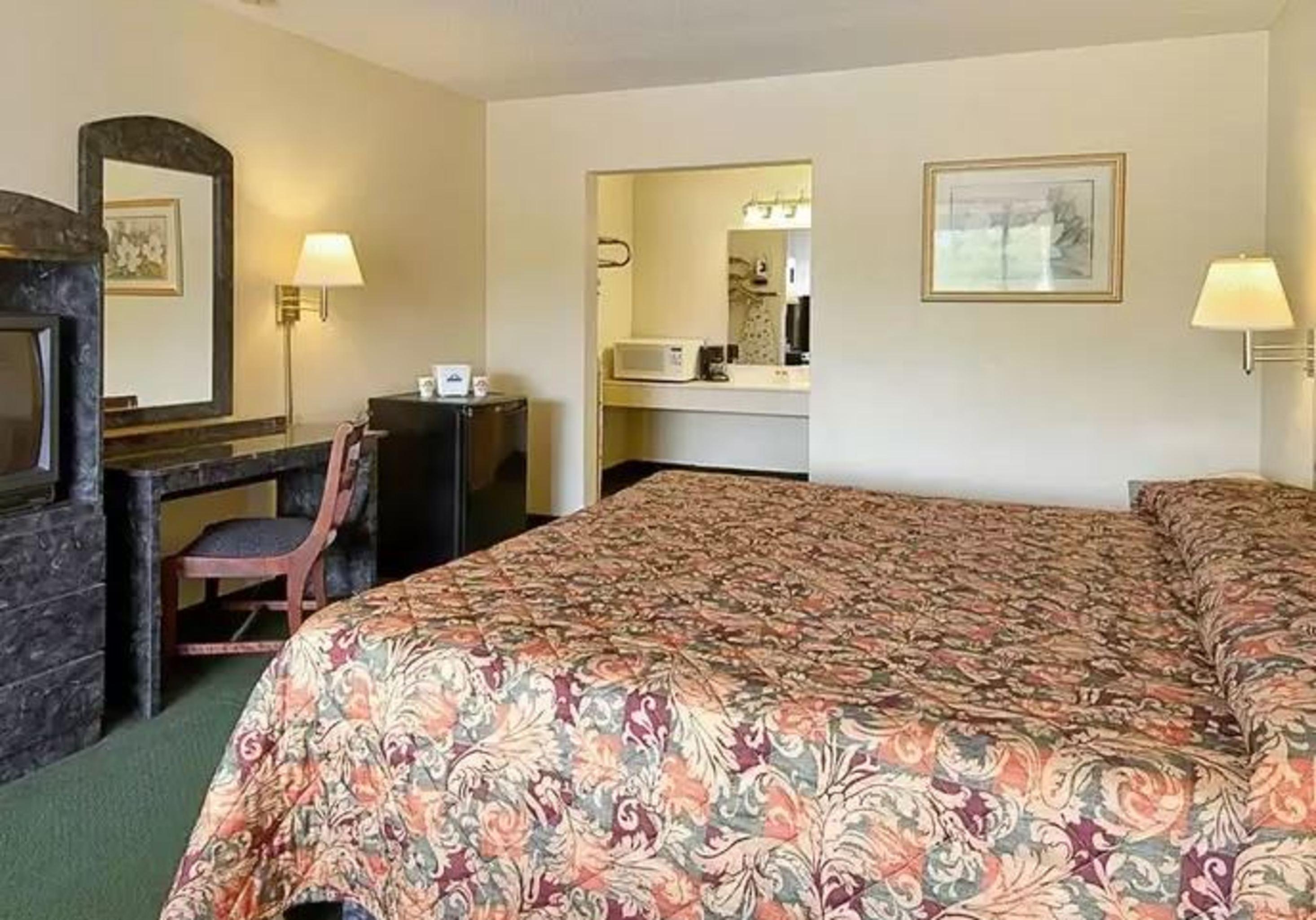 Days Inn By Wyndham Donalsonville Exteriör bild